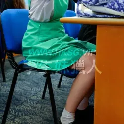 校服 學生妹 街拍